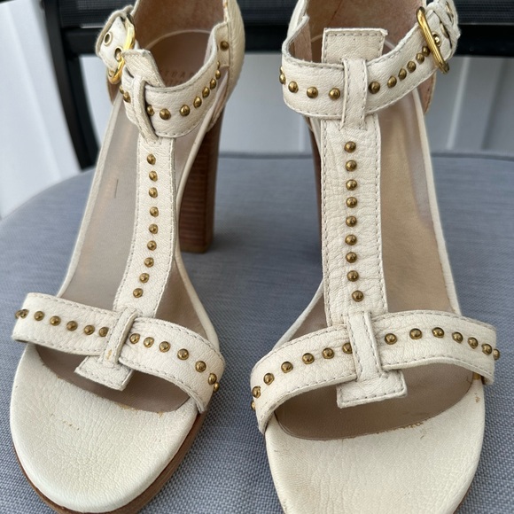 Stuart Weitzman heels size 9M - Picture 7 of 8